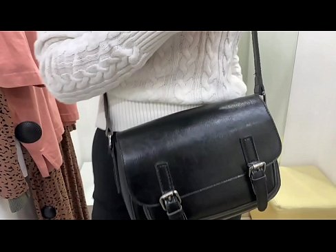 ❤️ Publiekelijke masturbatie van jonge teef FeralBerry met een dildo in de paskamer ❌ Sluts at us nl.corona-pass.ru ﹏